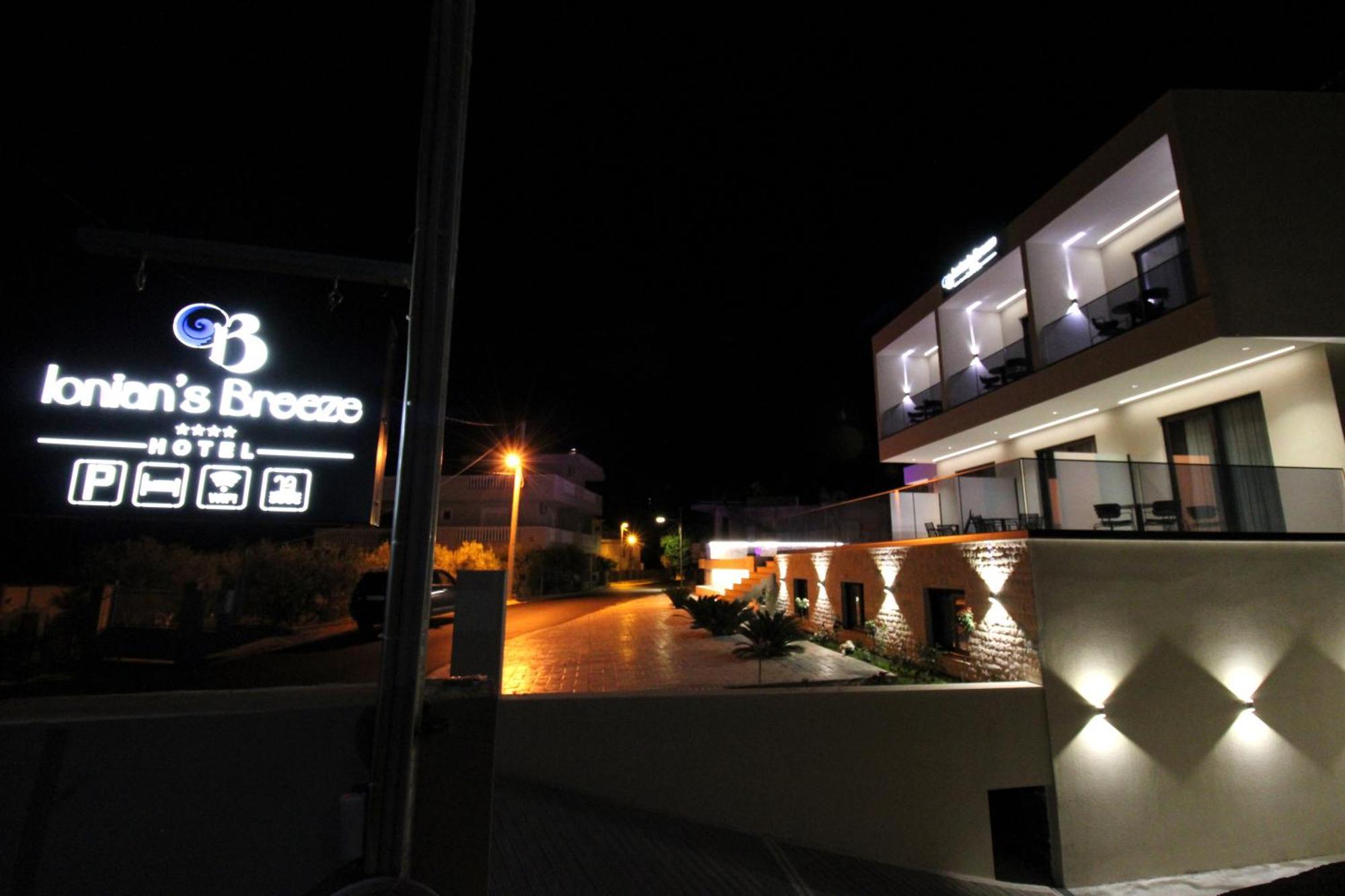 Ionian'S Breeze Hotel Ksamil Esterno foto