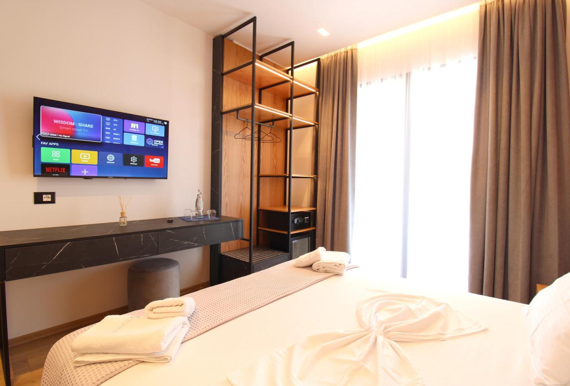Ionian'S Breeze Hotel Ksamil Esterno foto